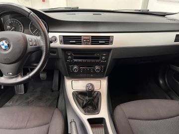 BMW 318 - 12