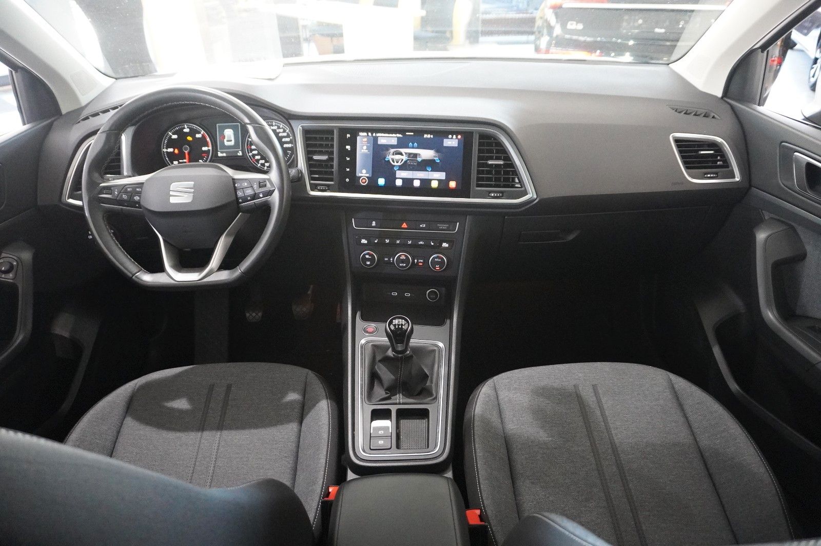 Fahrzeugabbildung SEAT Ateca 2.0 TDI STYLE NAVI/LED/SHZ/TEMP./PDC/DAB+
