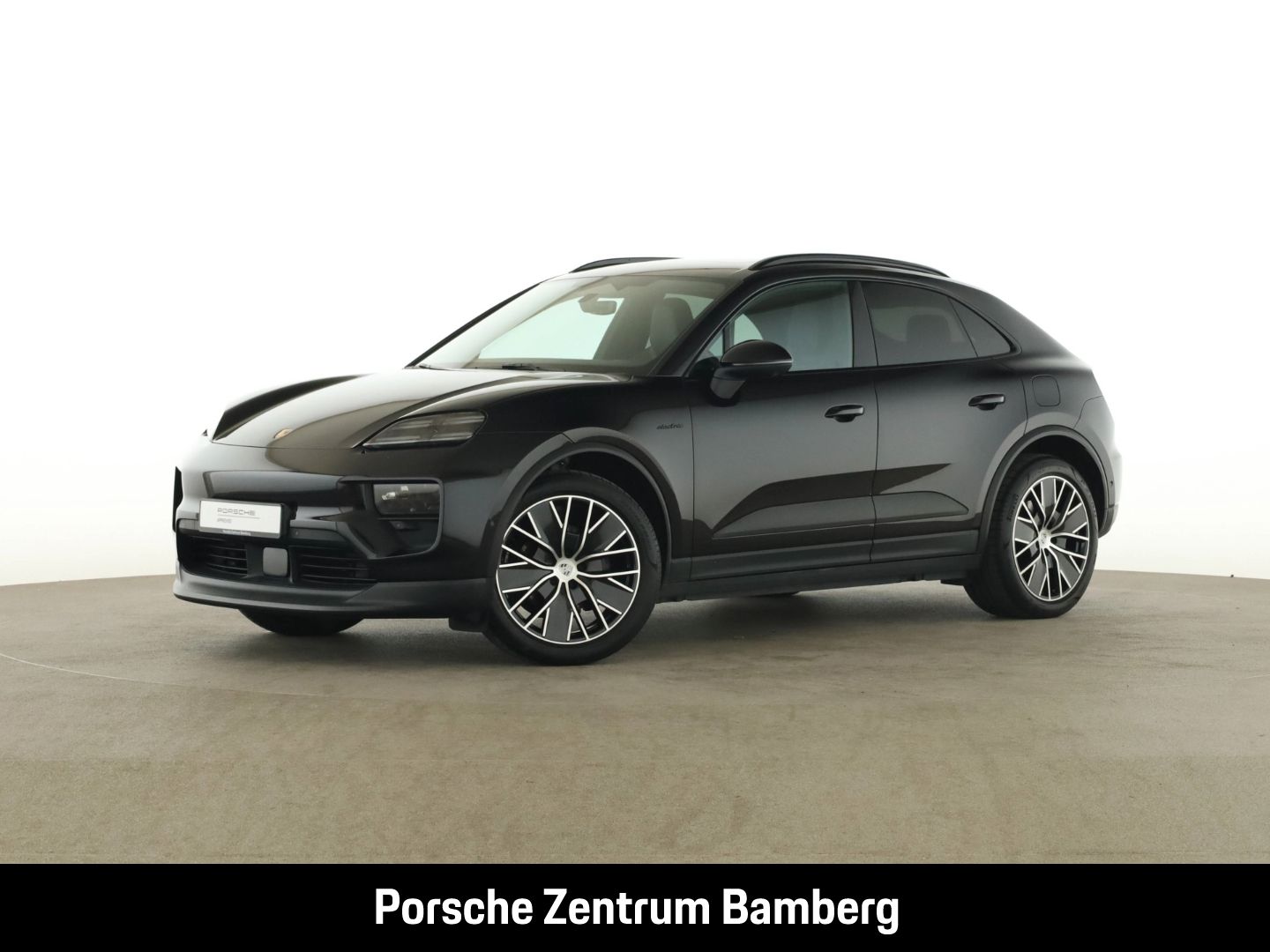 Porsche Macan 4/ BOSE/ Luftfeder./ Hinterachsen./ AHK uv