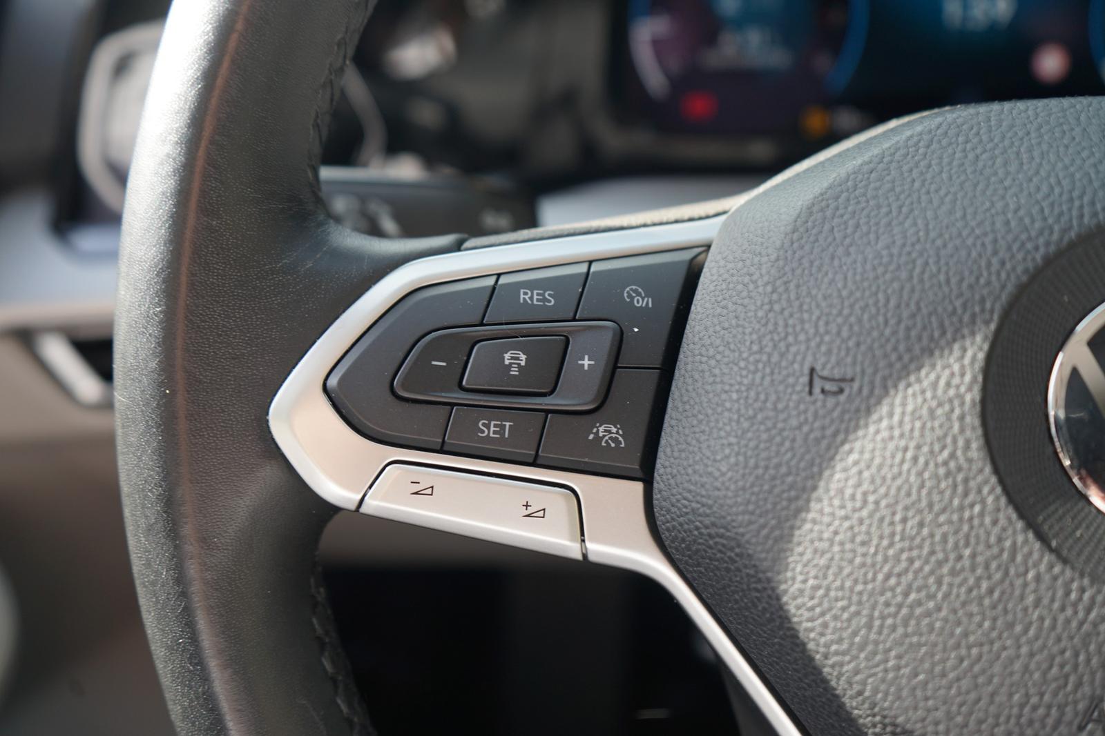 Volkswagen Golf VIII 1.5 TSI Life LED Navi ACC Head-Up, миниатюра 22