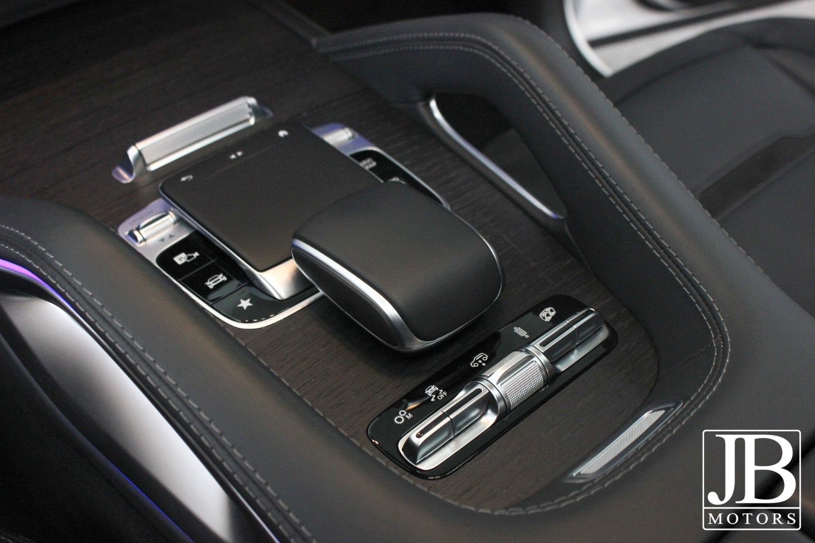 Fahrzeugabbildung Mercedes-Benz GLE 53 AMG Coupe 4Matic+ Night Pano Burmester