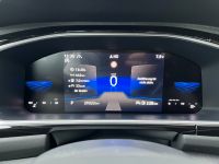 Volkswagen T-Roc 2.0 TDI DSG R-Line 2.HD NAV KAM AHK 2J GAR bei Autohaus Landmann & Maier OHG