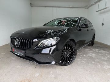 Mercedes E 200 - 5