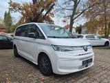 Volkswagen T7 Multivan Style eHybrid,Matrix,Pano,Ahk - weiße Volkswagen T7