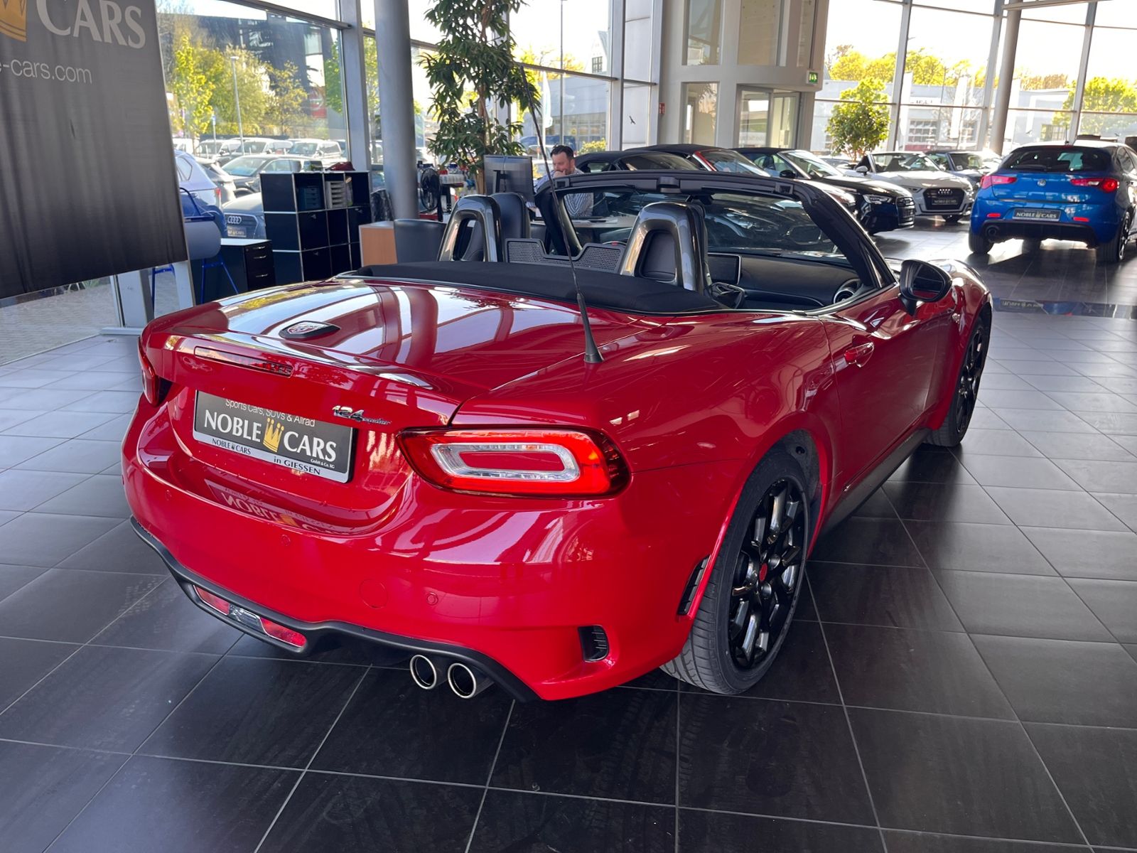 Fahrzeugabbildung Abarth 124 Spider Turismo LED BOSE NAVI