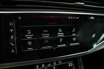 2020 AUDI SQ8 — миниатюра 39