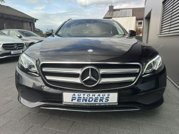 Bild 6 Mercedes-Benz E 200 E 20d0 T Avantgarde Xenon Navi Kamera Ambiente S