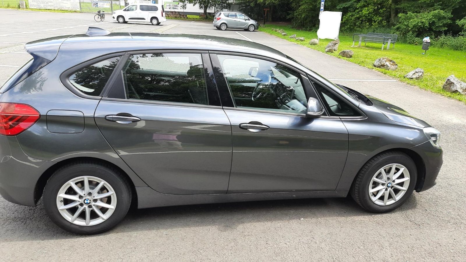 BMW 218i Active Tourer 218i - Top gepflegt