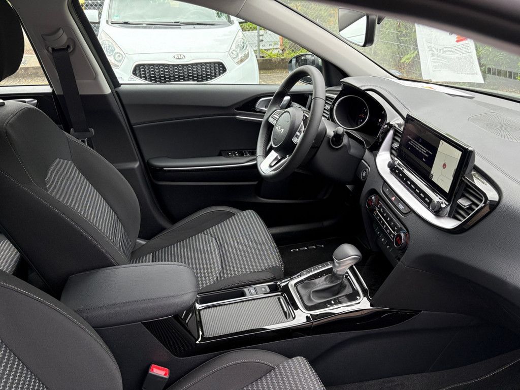 Fahrzeugabbildung Kia Ceed 1.0 TGDI Spirit
