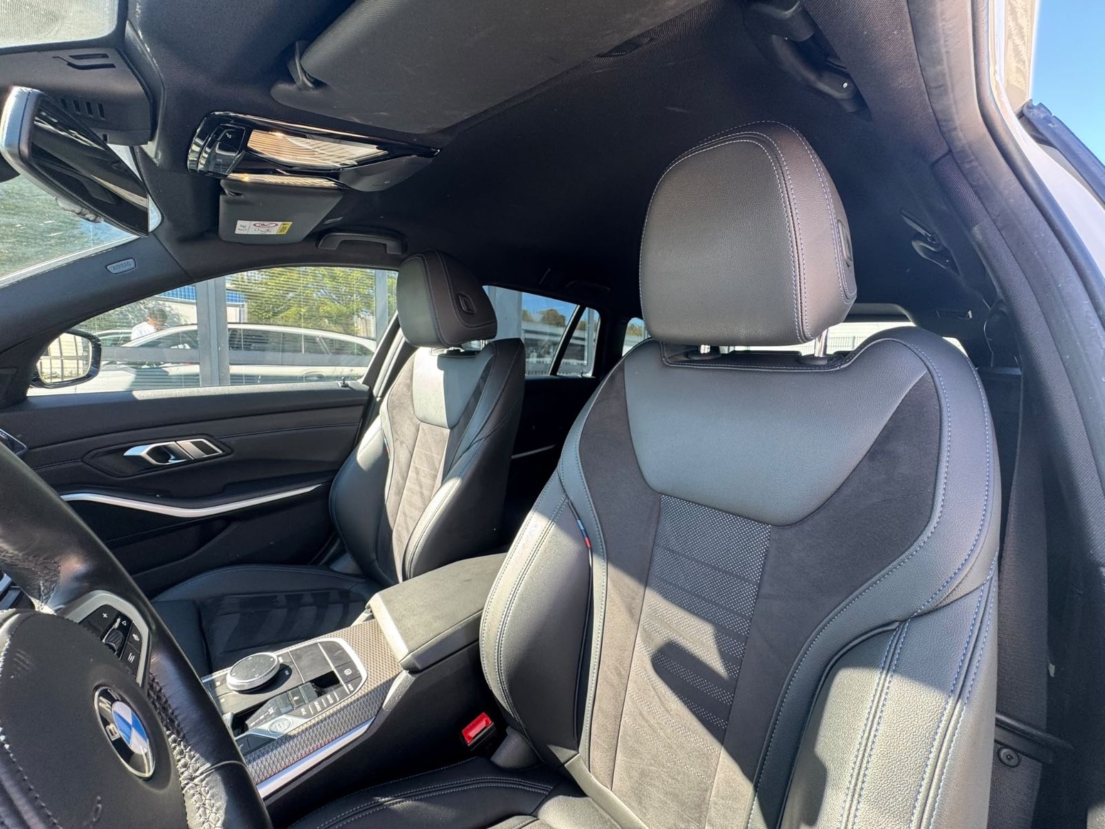 BMW 320 320 d Touring Aut M Sportpaket*LED*HiFI*Kamera*, Ansicht 11