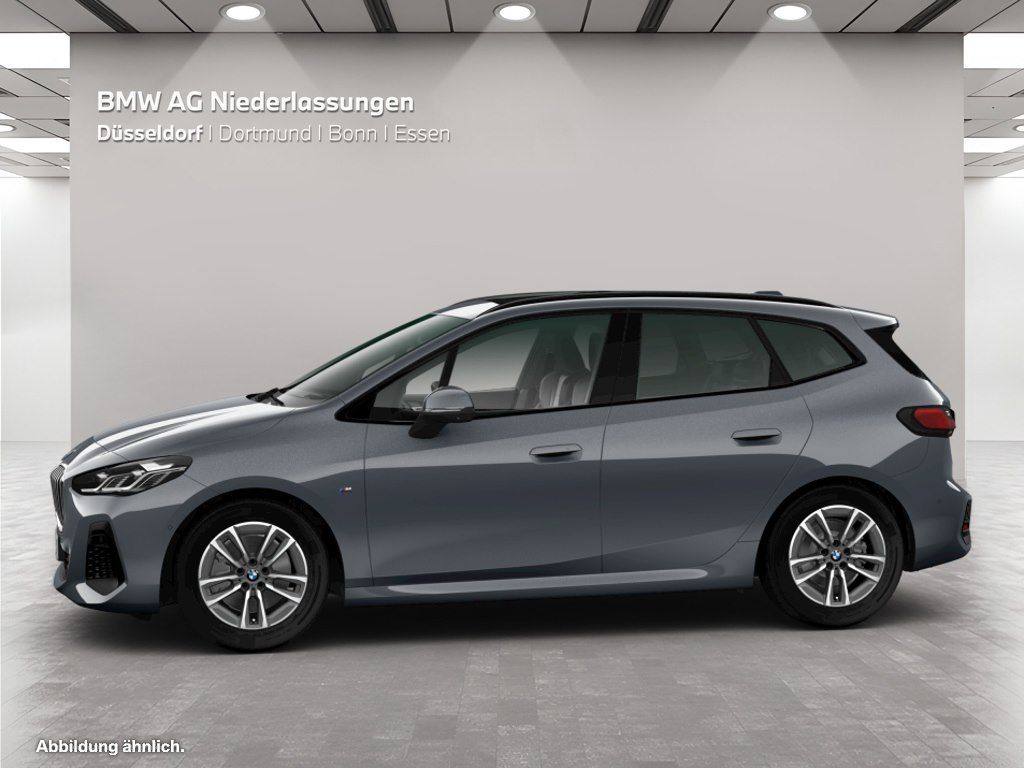 BMW 223 Active Tourer - Bild 8