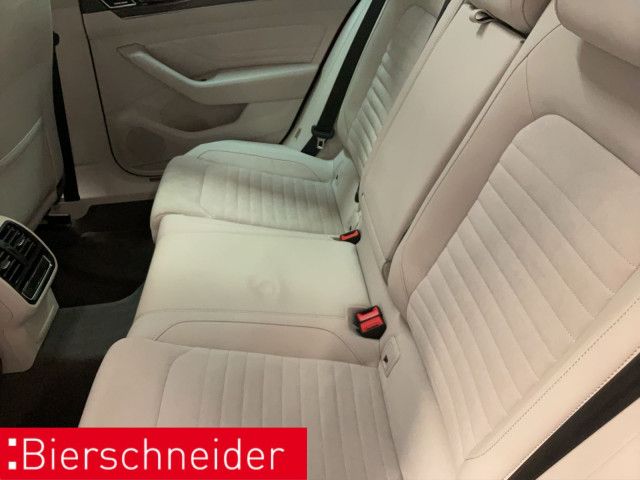 Volkswagen Passat Variant - Bild 13