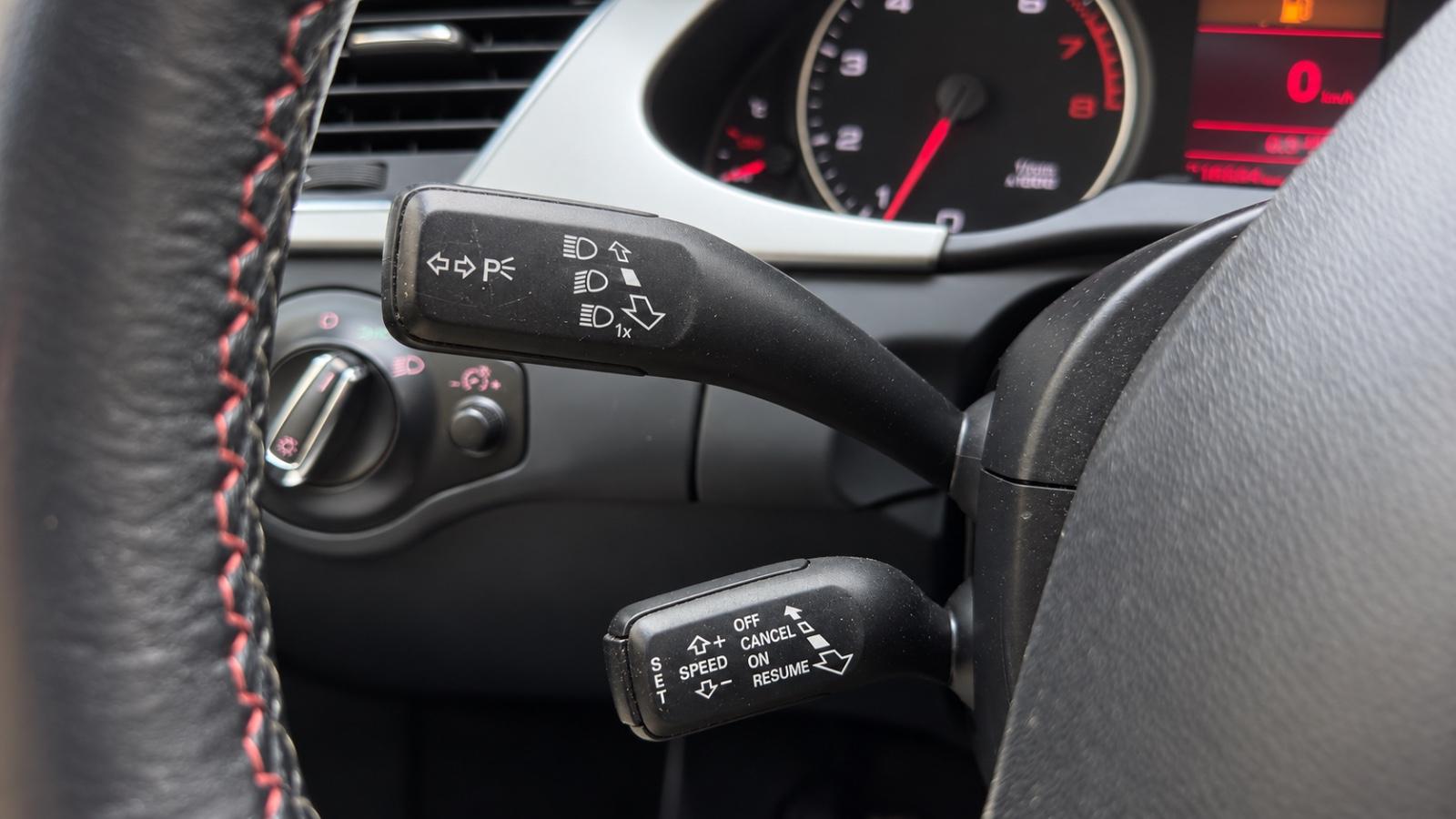Audi A4 2009 — photo 19