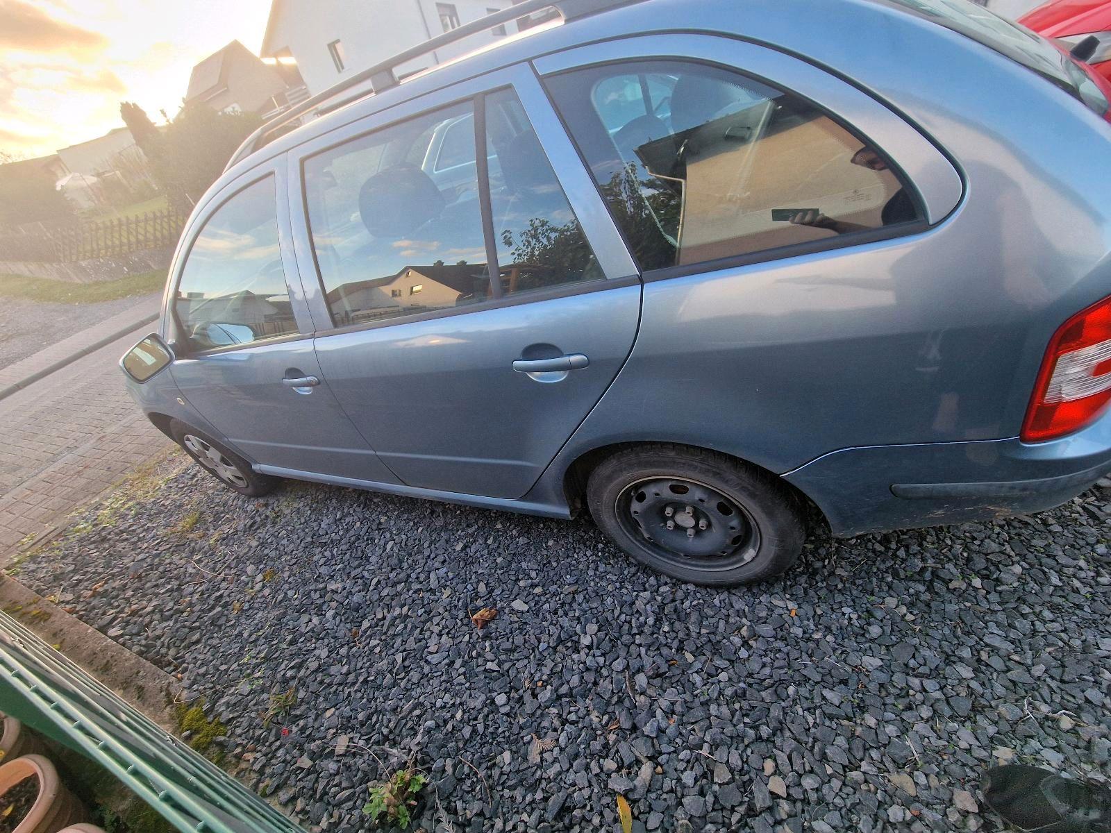 Skoda Fabia 2007 — engine 80 HP (59kW)