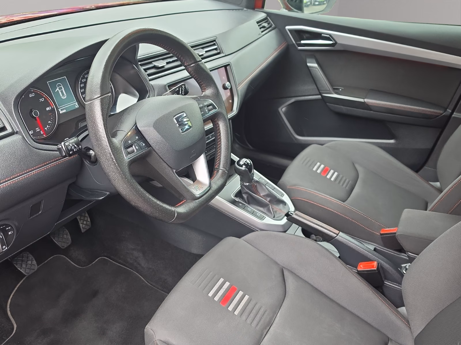 Seat Arona FR PDC SHZ AHK