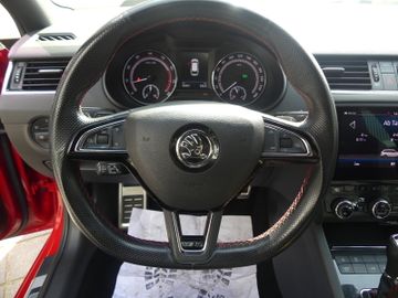 Skoda Octavia - 4