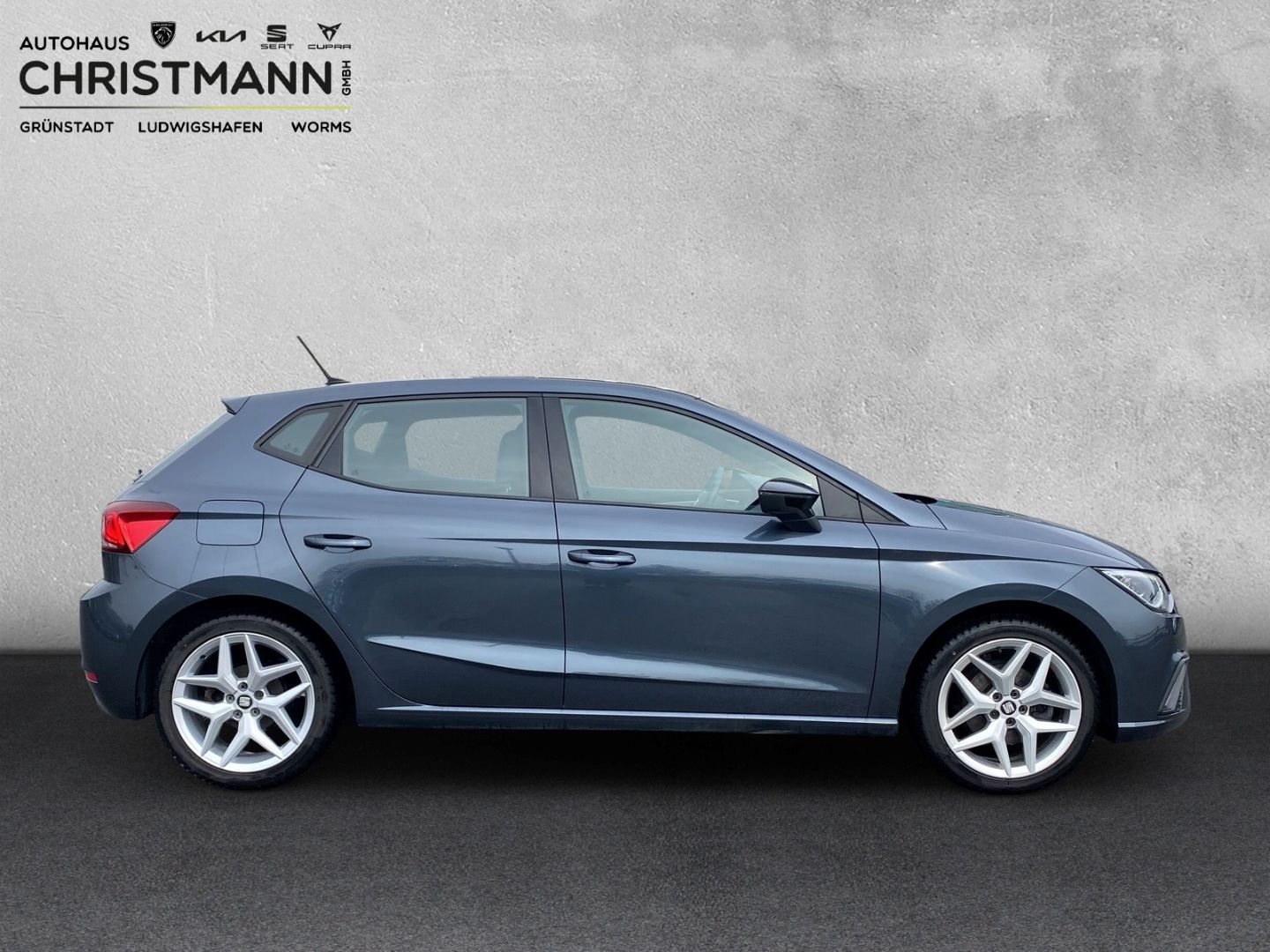 Fahrzeugabbildung SEAT Ibiza FR 1.0 TSI EU6d Navi Soundsystem LED Apple