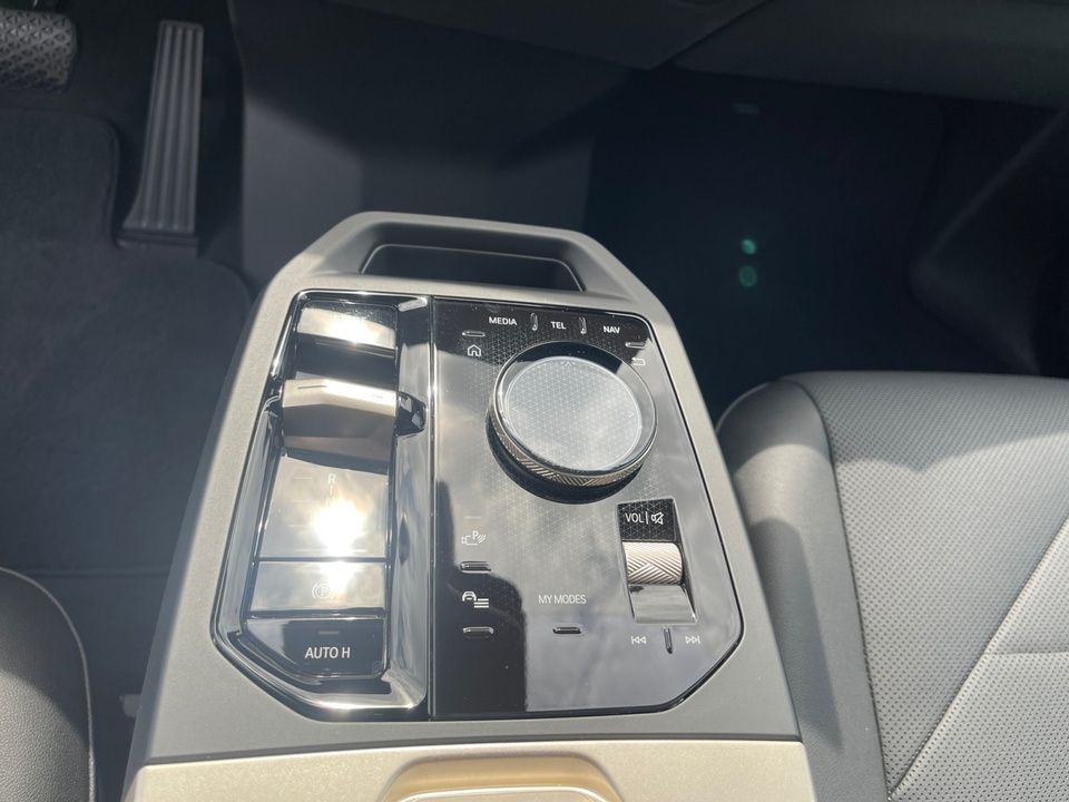 BMW iX xDrive50 Sportpaket + 2Jahre-BPS.-GARANTIE foto 13