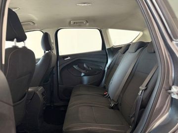 Ford Kuga - 11