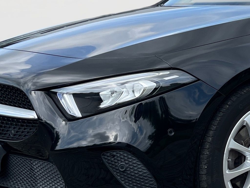 Fahrzeugabbildung Mercedes-Benz A 180 Progressive Navi LED SHZ SpurH KAM DAB