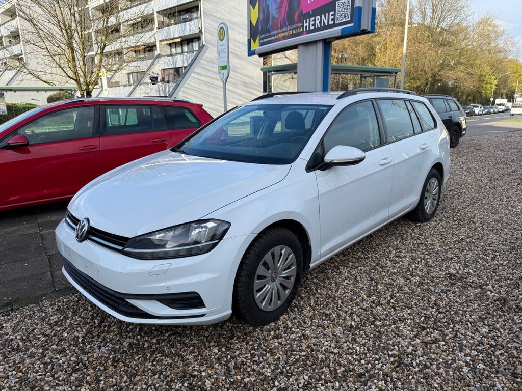 Image of Volkswagen Golf