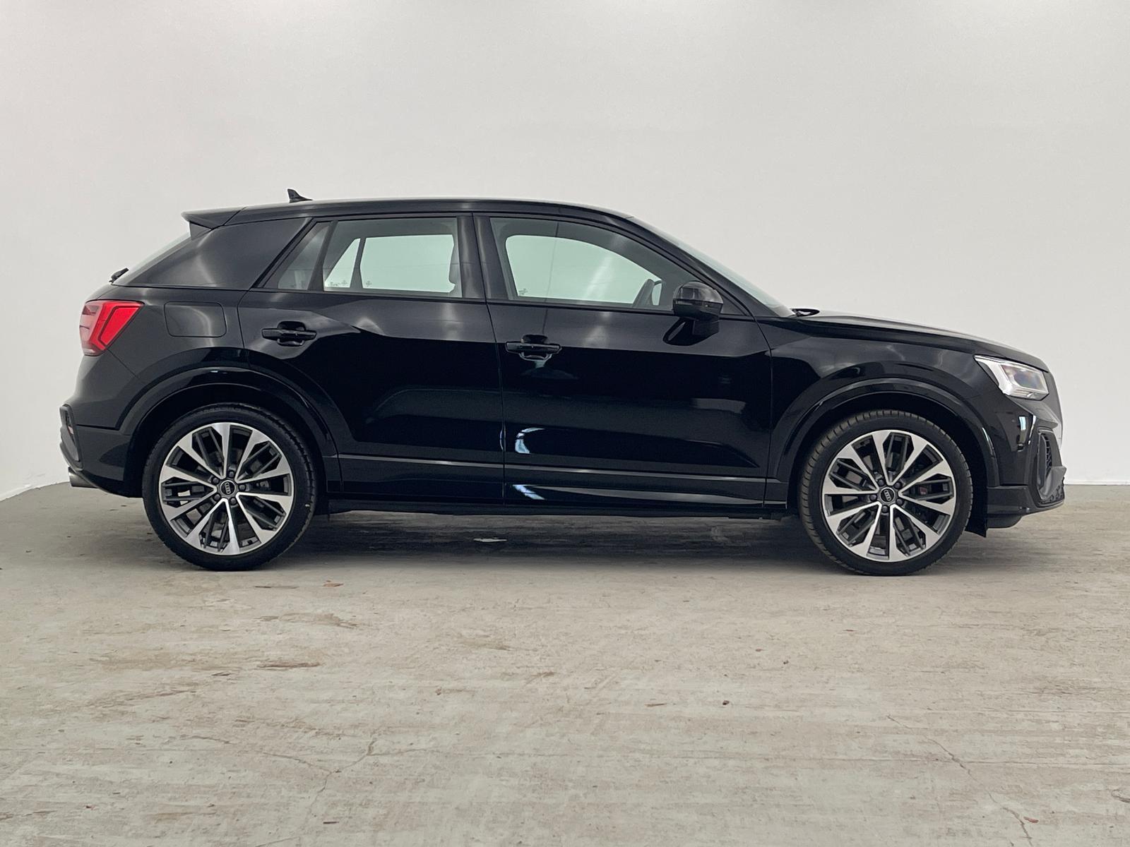 Audi SQ2 quattro *LED*PARK*VIRT*CARPLAY*TEMP*KESSY*, миниатюра 6