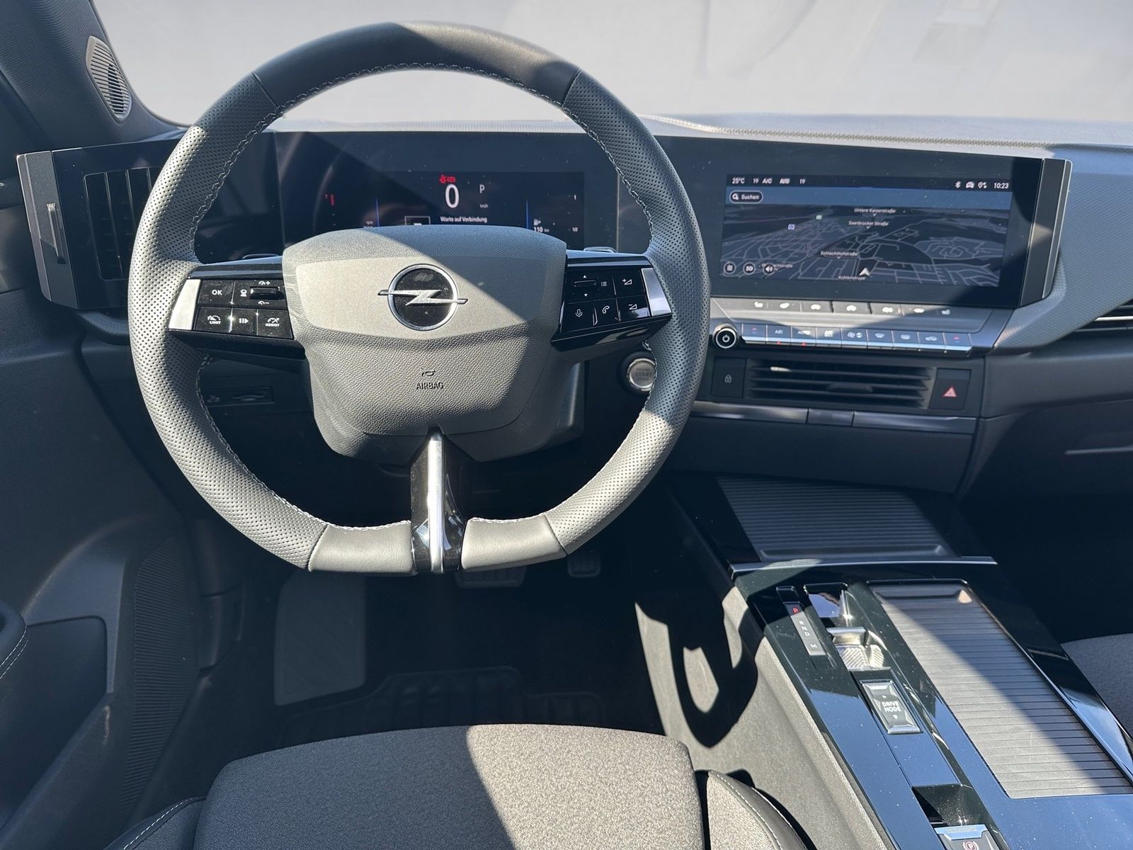 Fahrzeugabbildung Opel Astra L Sports Tourer 1.2 Turbo GS 360,HUD,LED