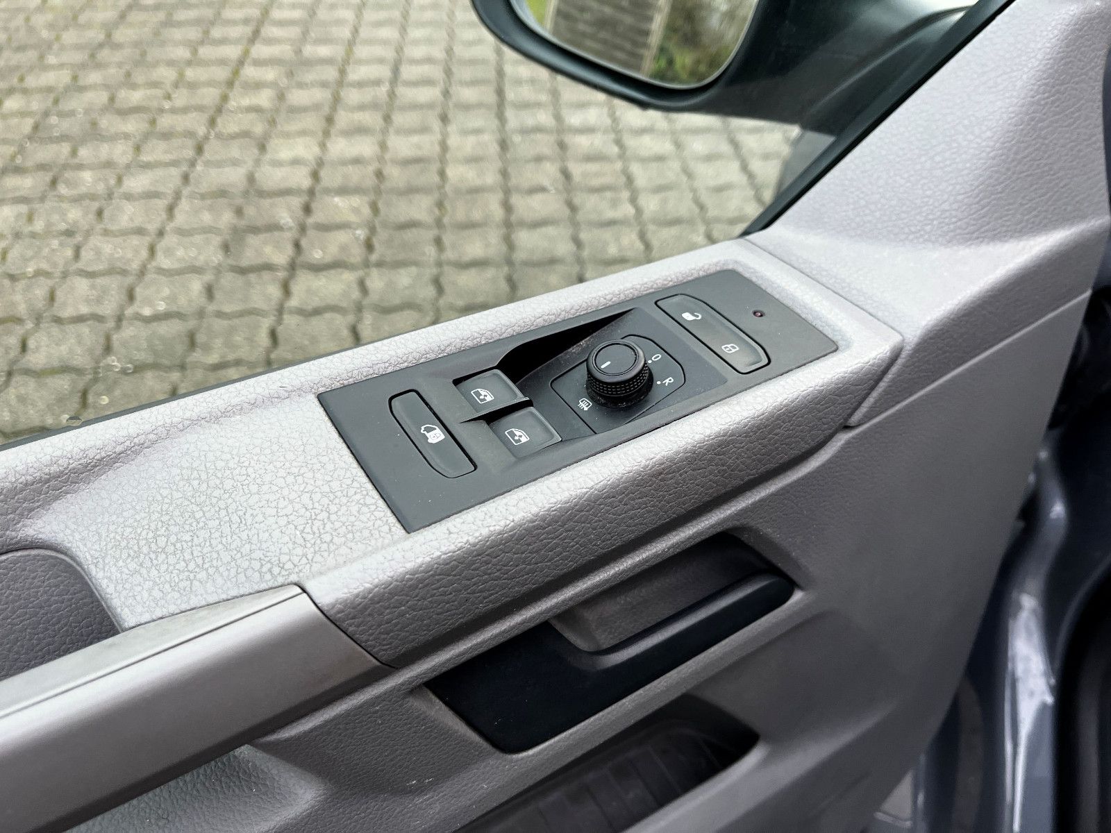 Fahrzeugabbildung Volkswagen T6.1 Transporter Kasten EcoProfi FWD