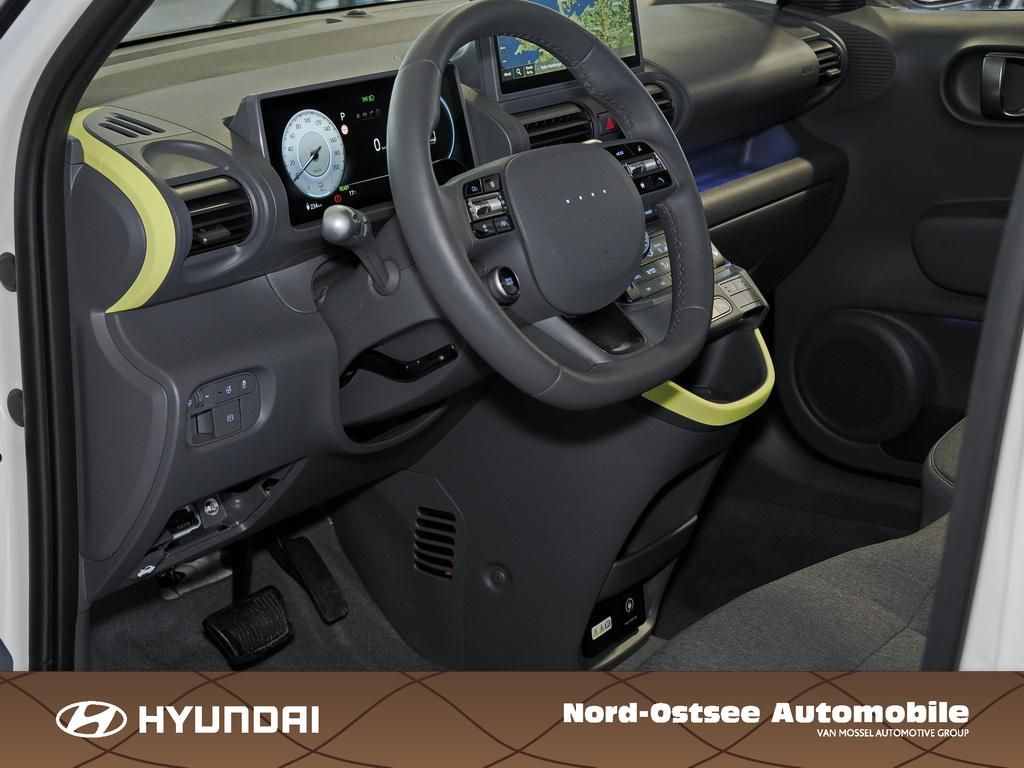 Fahrzeugabbildung Hyundai INSTER CROSS ELEKTRO 2WD SHZ LHZ V2L PDC KLIMA