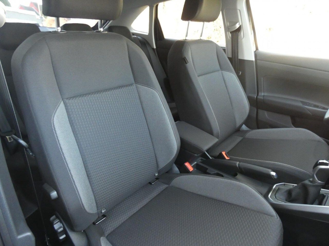 Volkswagen Taigo Life Taigo 1.0 TSI Life LED AHK Navi RKame foto 4