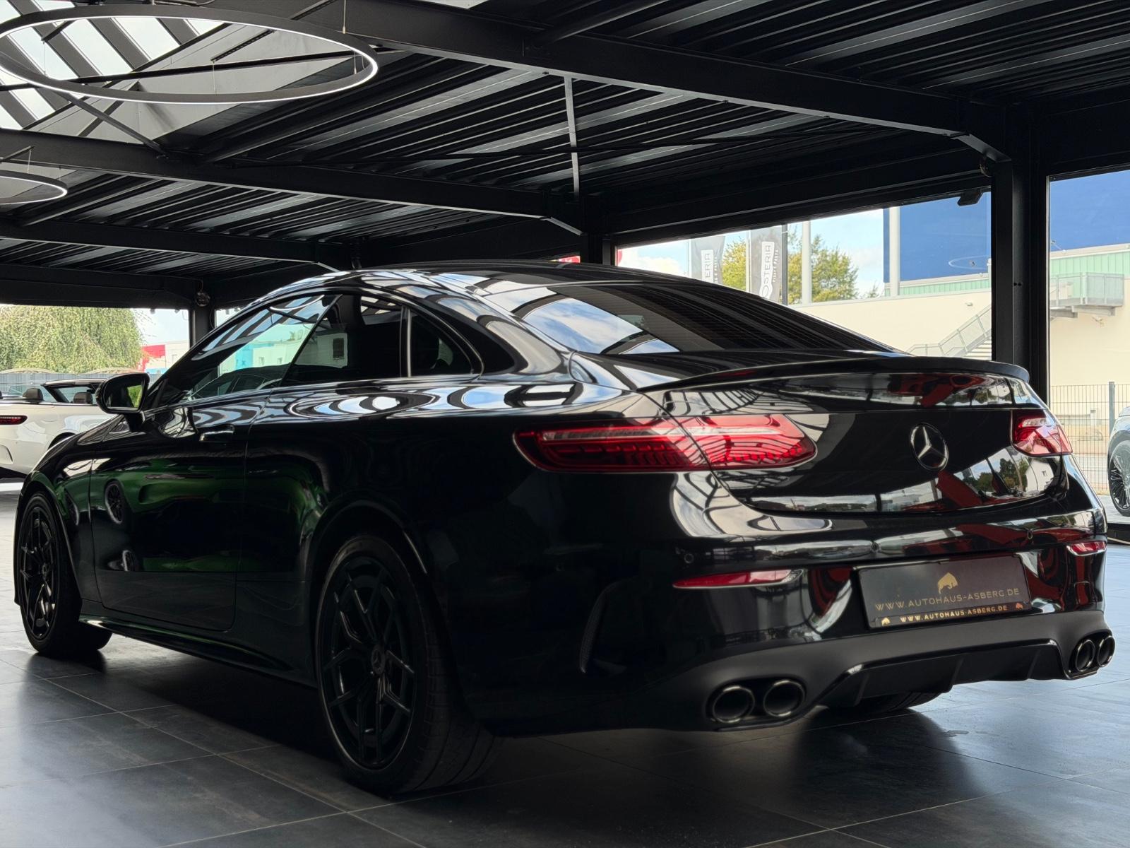 Mercedes-Benz E 220 d Coupe AMG LINE/NIGHT/LED/TOTW/WIDESCREEN
