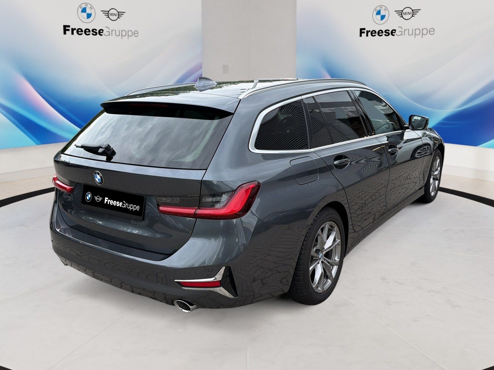 BMW 318i Touring AHK 360° RFK LORDOSE LED SHZ DAB BT foto 6