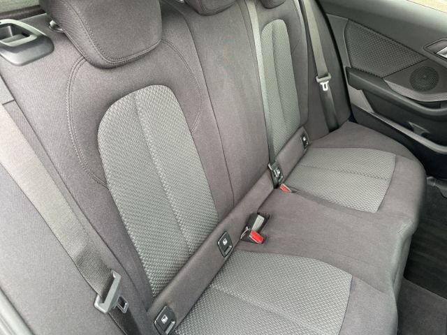 Fahrzeugabbildung BMW 118 i Advantage Autom. Navi, Sitzheizung, Tempom