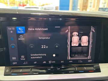 Ford Grand Tourneo Connect PHEV Titanium