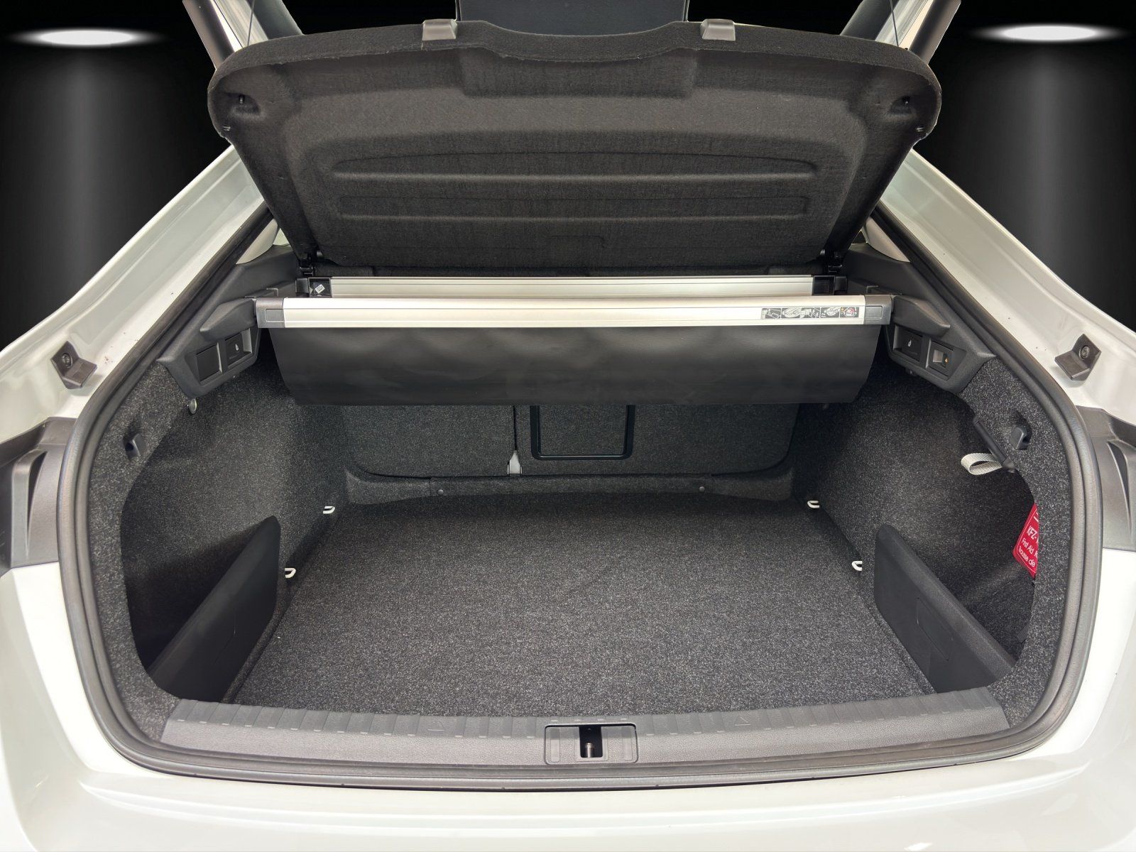 Fahrzeugabbildung SKODA Octavia Selection 1,5 TSI 110 kW