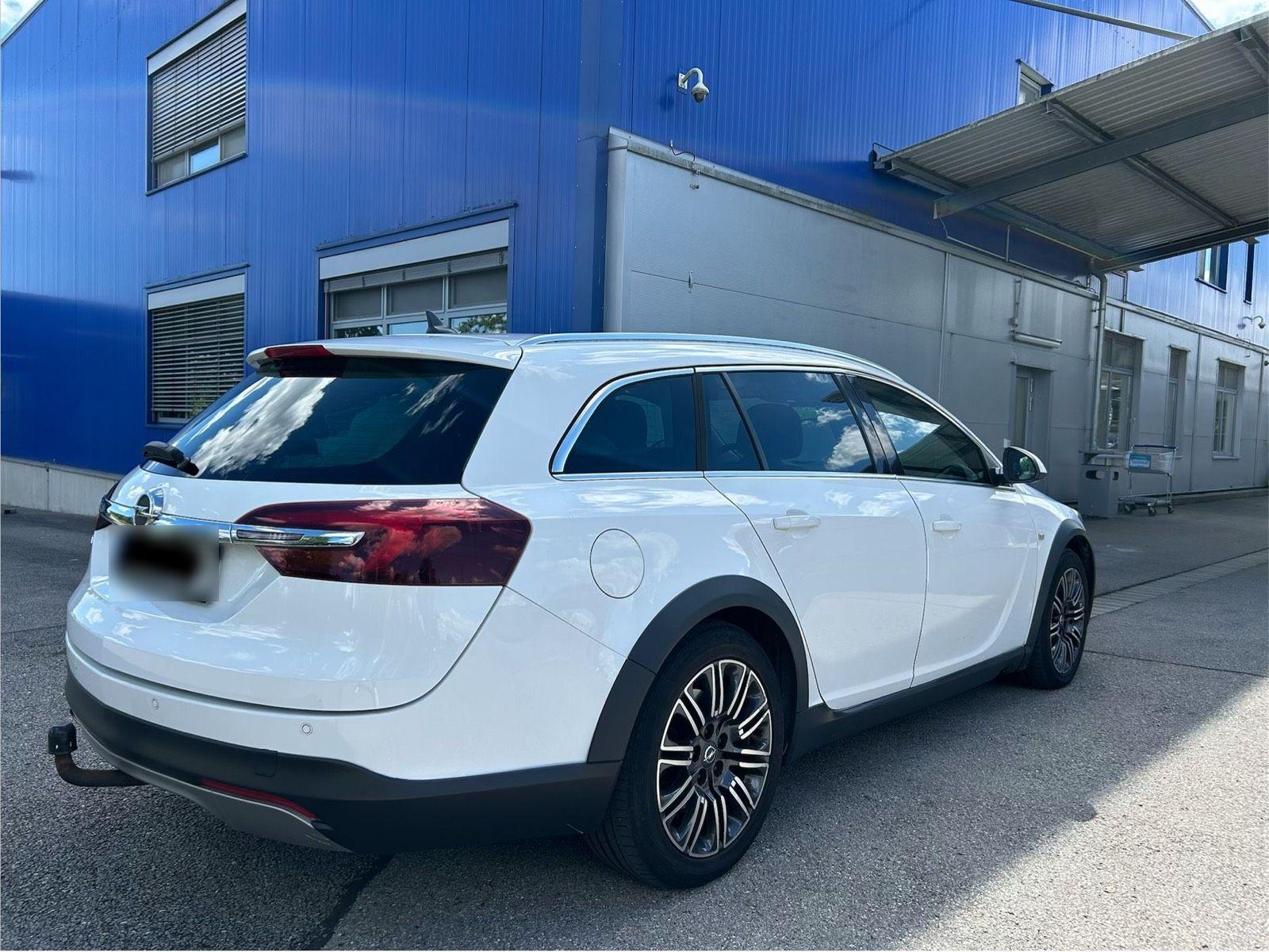 Opel Insignia 2014 — interior