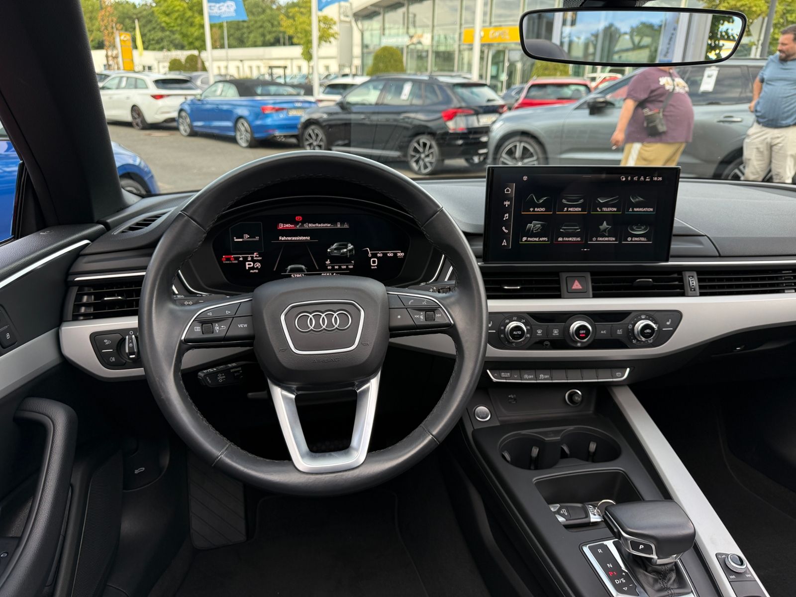 Fahrzeugabbildung Audi A5 Cabrio advanced 40 TFSI S tronic NAVI LEDER