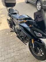 Yamaha Fazer FZ8 mit Zubehör  - YAMAHA FZ8