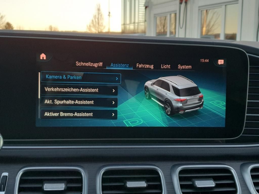 Fahrzeugabbildung Mercedes-Benz GLE 400 d 4MATIC ***VOLLFOLIERUNG MATT GRAU***