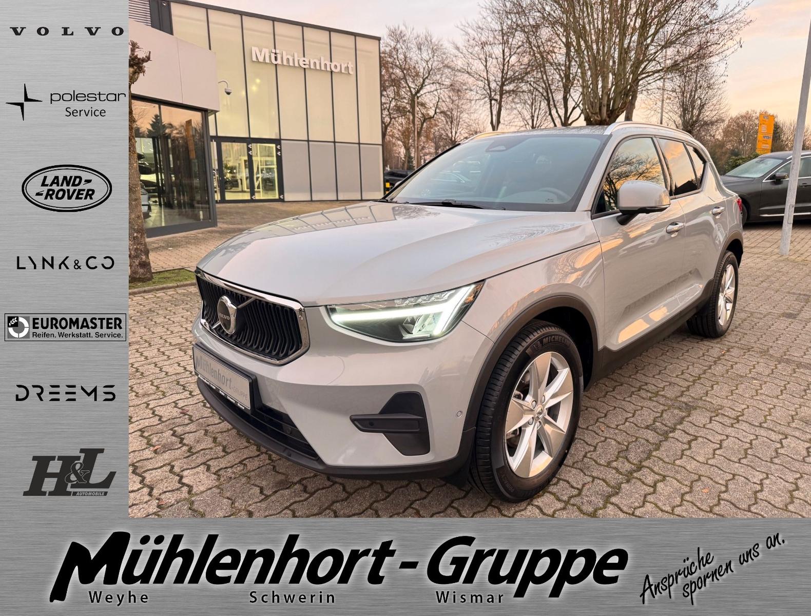 Volvo XC40 B3 DKG CORE - 360 - BLIS - Keyless - Pilot