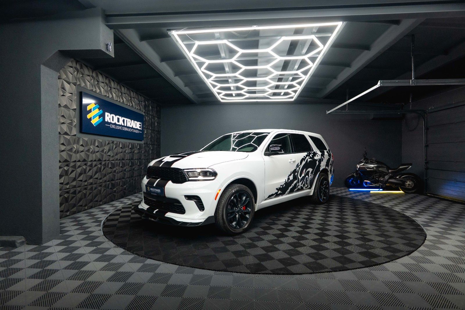 Fahrzeugabbildung Dodge Durango 3.6 V6 GT SRT 4x4 Night-Paket Modell 22