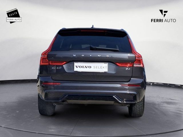 Otros VOLVO XC60 B4 automatico Plus Dark