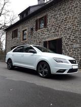 Seat Toledo 1.6 TDI 85kW Start&Stop FR-Line Neuwertig - Seat Toledo: Fr