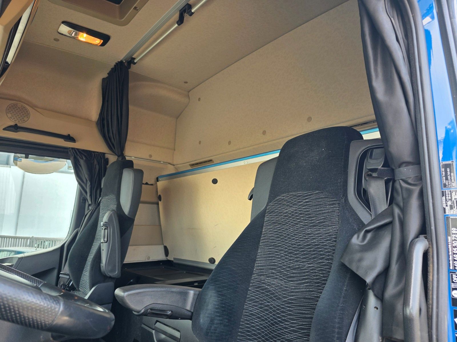 Fahrzeugabbildung Mercedes-Benz Actros 1853 LS Hydraulik Öl-Retarder Standklima