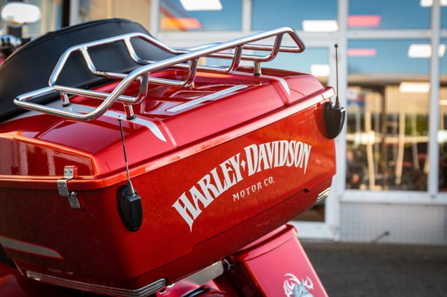 Fahrzeugabbildung Harley-Davidson FLHTCUSE Ultra Classic Electra Glide