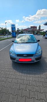 Ford Focus 1,6 Ghia Ghia - Ford Focus aus 2006: Ghia