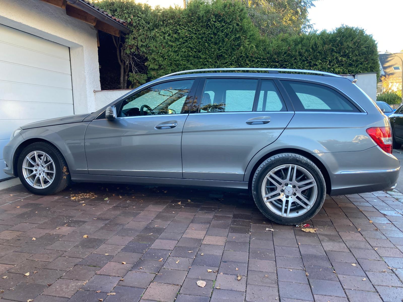 Mercedes-Benz C220 2011 — photo 7