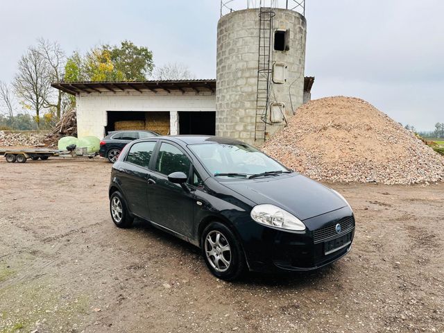 Fiat Grande Punto 1.4 16V 95 PS 6 GANG BJ-2007 KLIMA