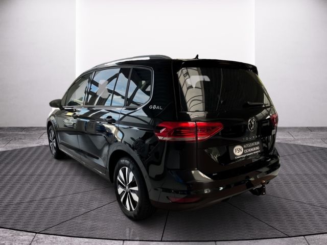 Fahrzeugabbildung Volkswagen Touran 1.5 TSI DSG GOAL LED AHK NAV 7-SITZE