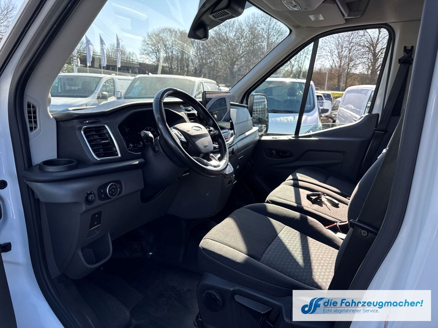 Fahrzeugabbildung Ford Transit Kasten E 350 L3 Trend 89kwh* 360 Kamera